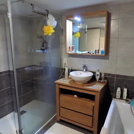 House Breuillet - Agrable Maison Dans Un Beau Village Typique Charentais Ferienhaus