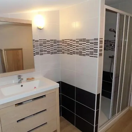 Ferienhaus House Breuillet - Agrable Maison Dans Un Beau Village Typique Charentais *