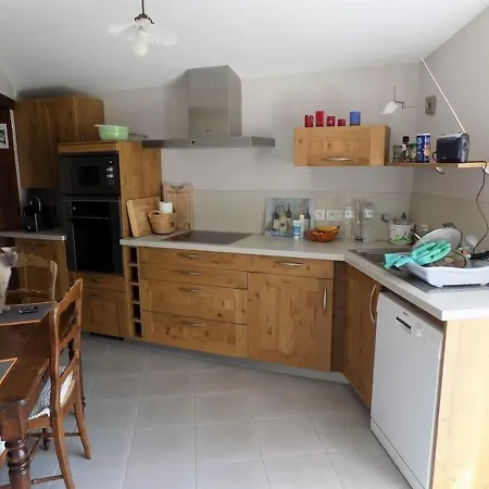 House Breuillet - Agrable Maison Dans Un Beau Village Typique Charentais