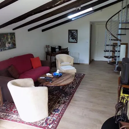 House Breuillet - Agrable Maison Dans Un Beau Village Typique Charentais *